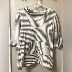 Women’s Medium Hailey & Co. Shirt